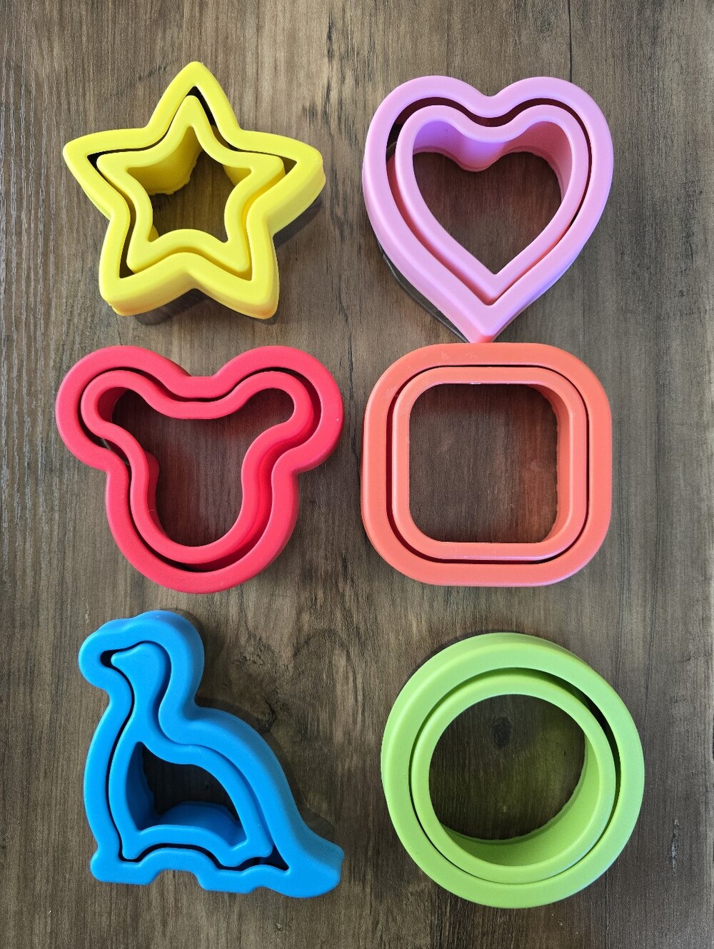 Set of 6 Tiblue Stainless Steel Sandwich Cutters & Sealers NEW